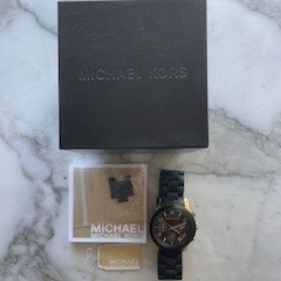 Michael Kors RUNWAY watch - Picture 2 of 7